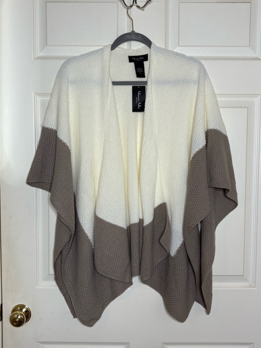 Marcus Adler ColorBlock poncho Ruana Shawl One Size - Picture 2 of 6